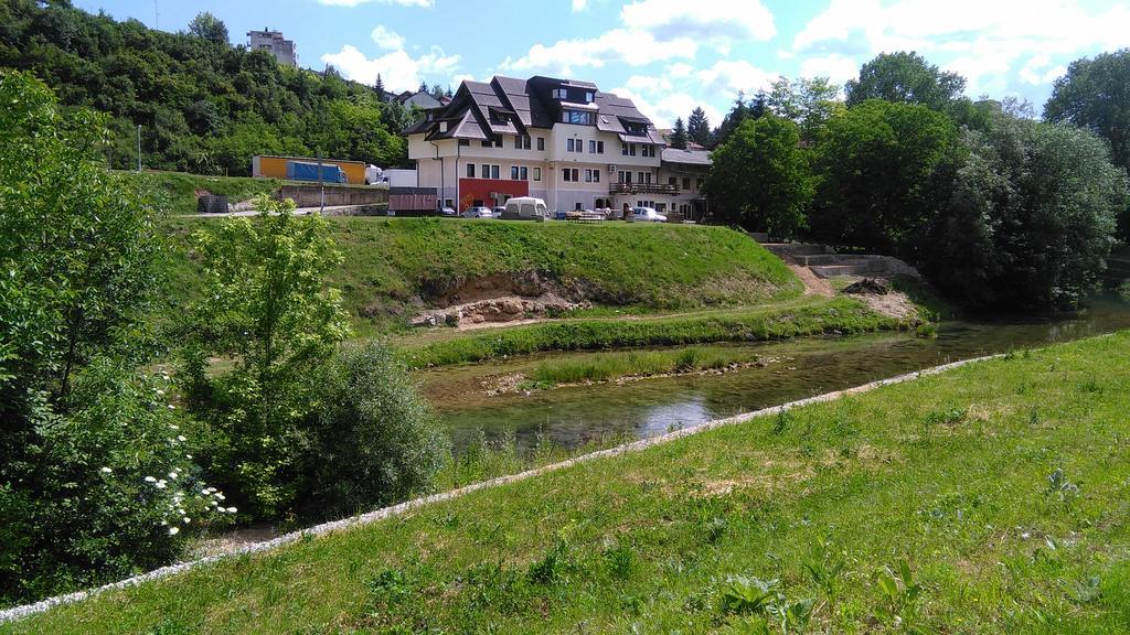 Sobe Sa Kupatilom Jajce Яйце Экстерьер фото